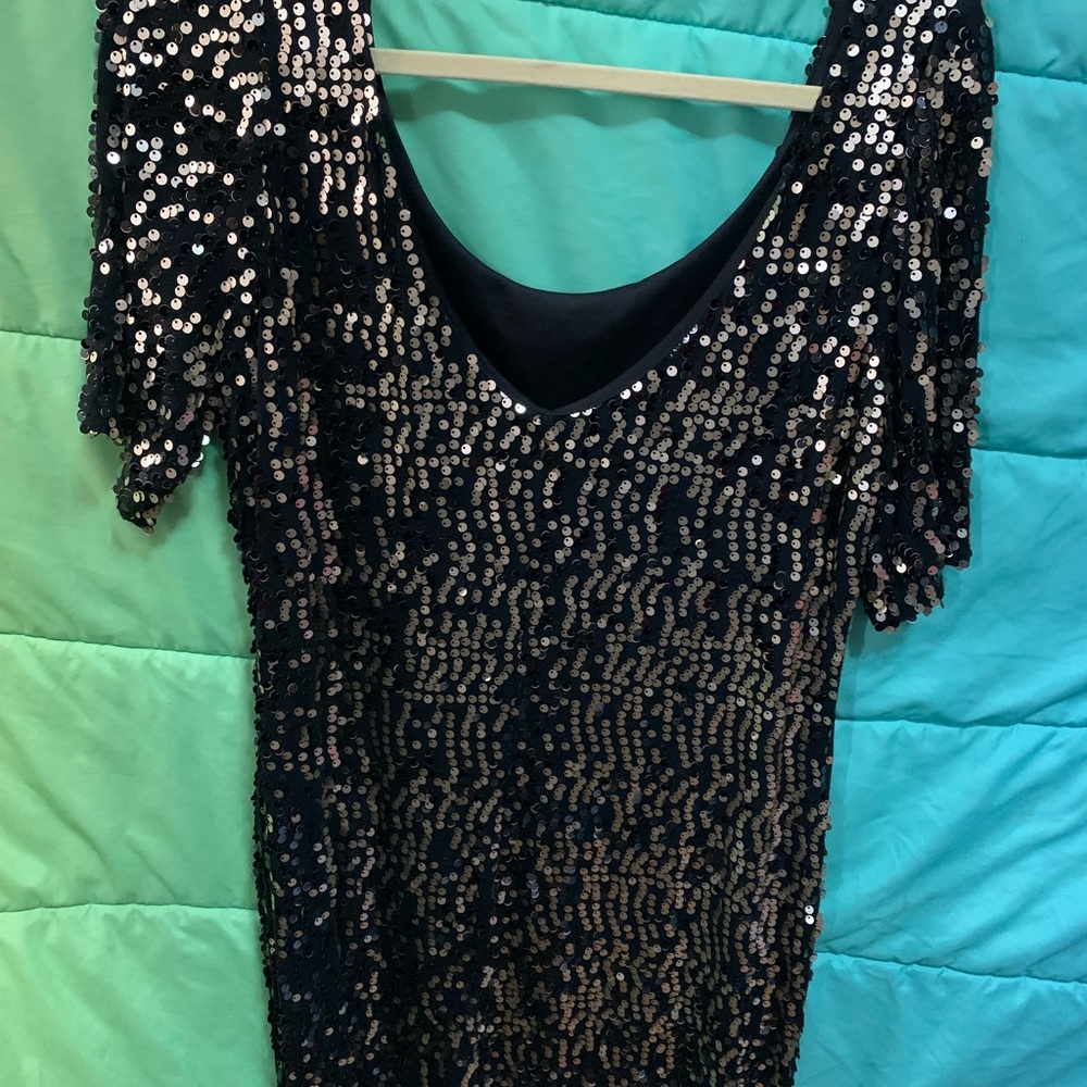 Sequins black and gold dress